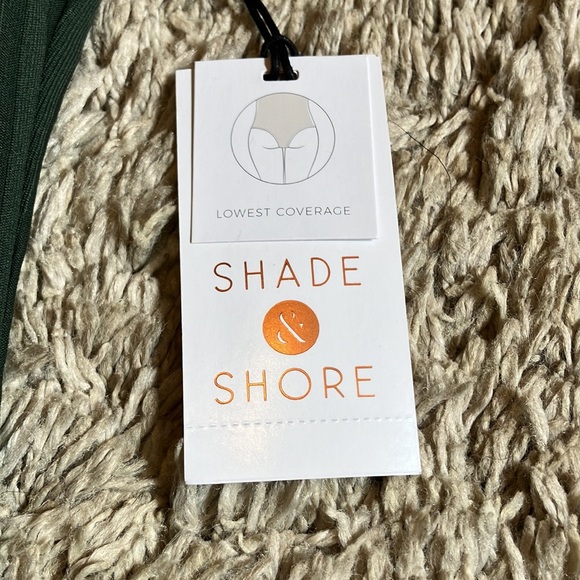 NWT Shade & Shore Women’s Swim Suit - Picture 3 of 6